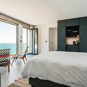 Beyond Misty Cliffs Villa Scarborough